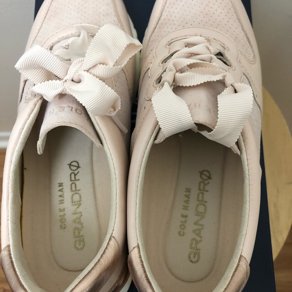 Cole Haan Women's GrandPrø Wedge Trainer Peach Rose Gold - Picture 12 of 15